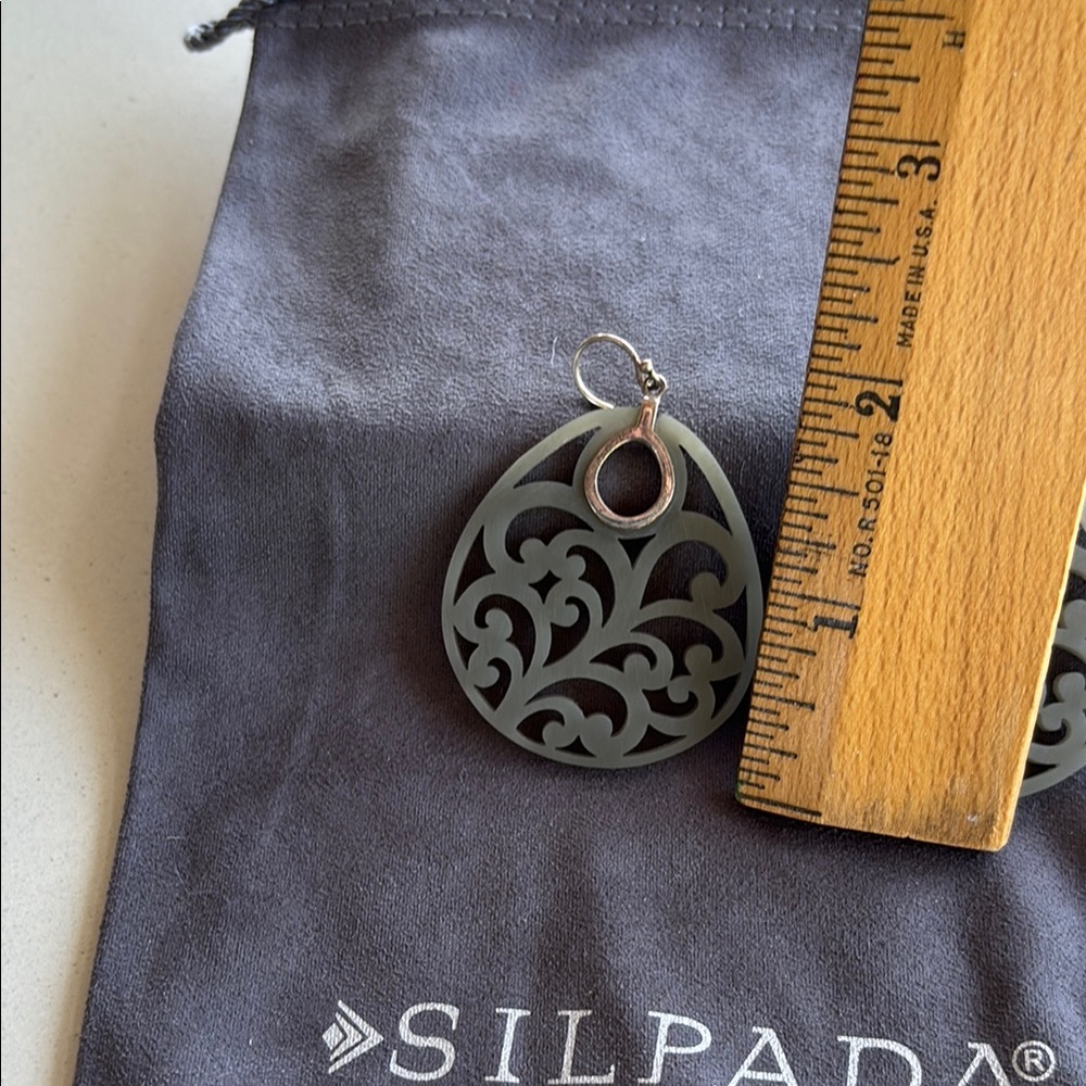 SILPADA Sterling Silver Carved Resin Teardrop Scroll Earrings W2217 - Picture 3 of 4